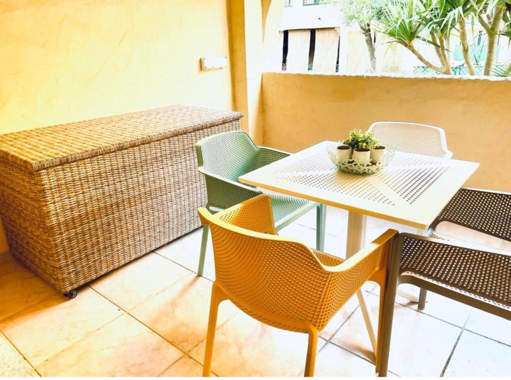Estupendo Apartamento Urbanizacion Jardines De Zahara. Zahara De Los Atunes Exterior photo